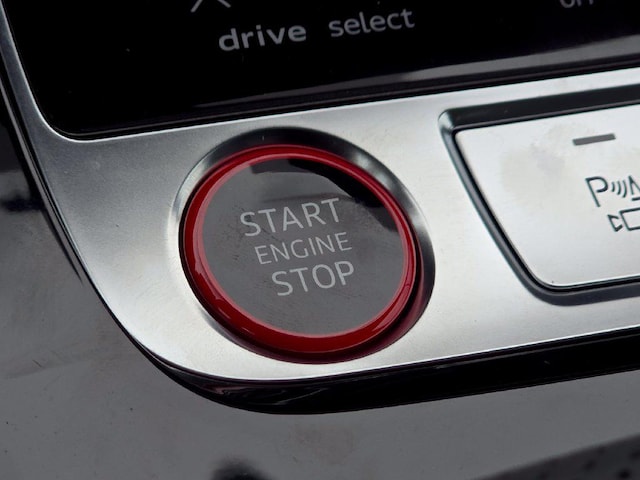 2026 Audi SQ8 Premium Plus - Photo 13