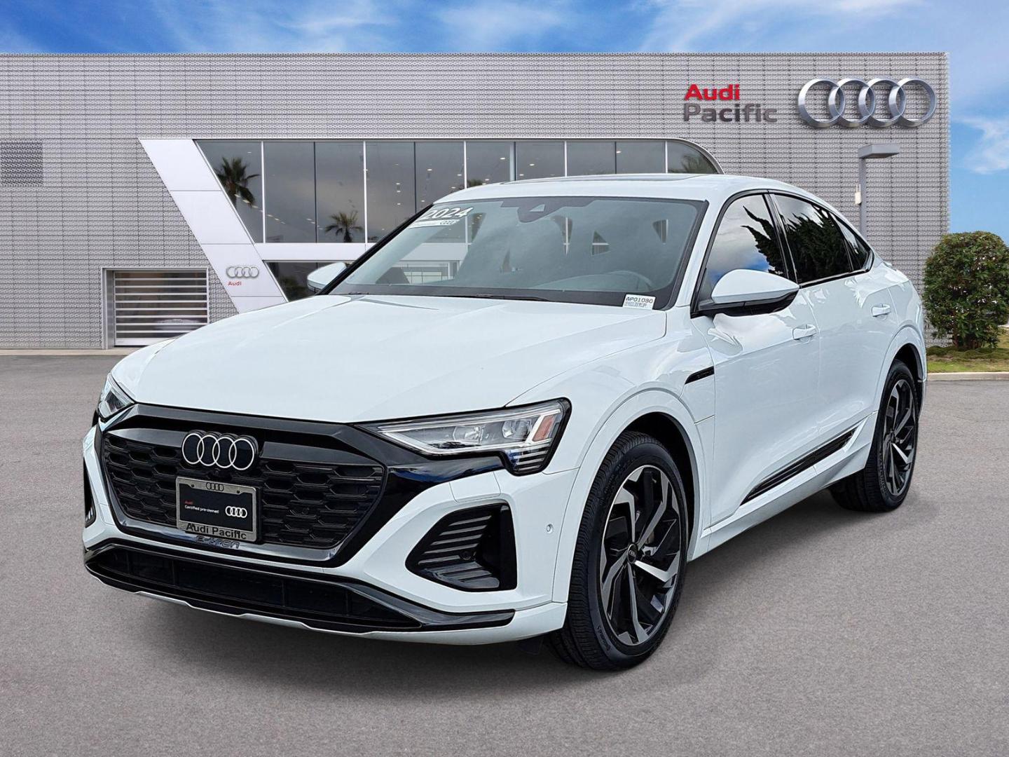 2024 Audi Q8 Sportback e-tron 55 114 kWh Premium Plus quattro's photo