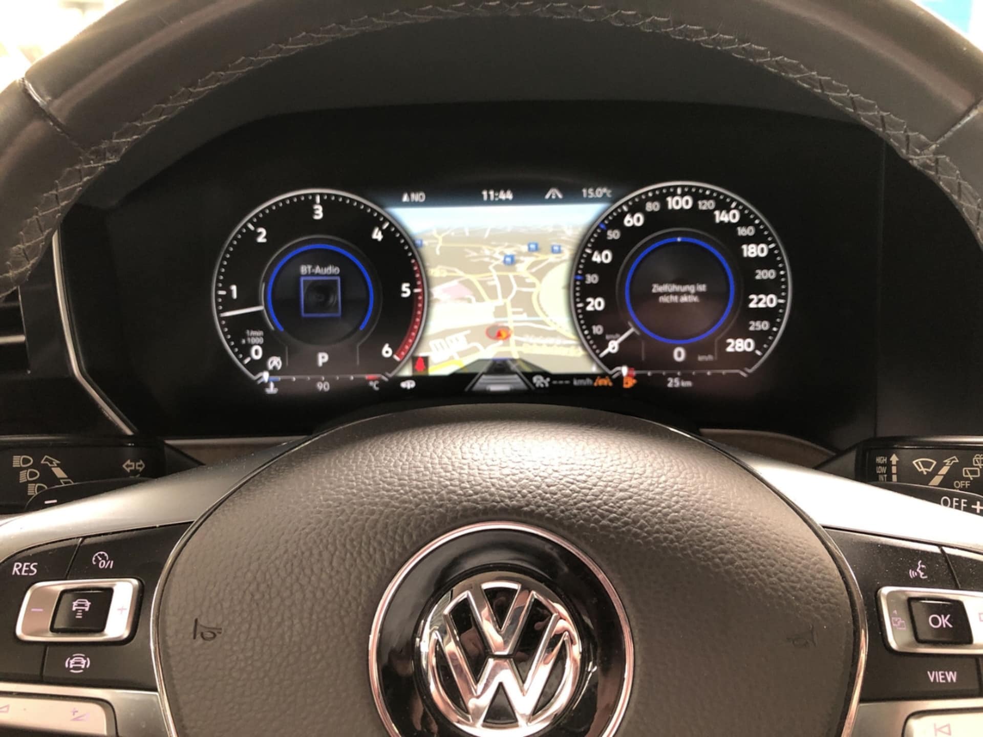 Volkswagen Touareg Basis-Modell