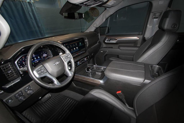 2025 Chevrolet Silverado