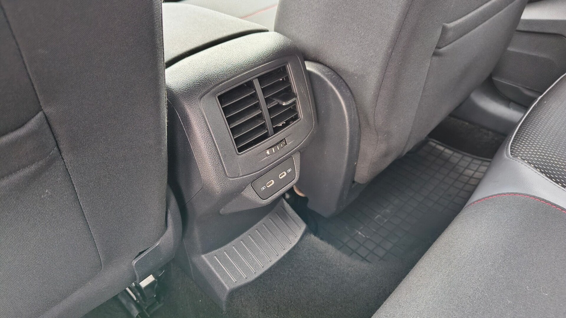 Volkswagen T-Roc Sport