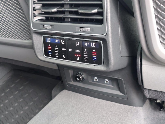 2026 Audi SQ8 Premium Plus - Photo 35