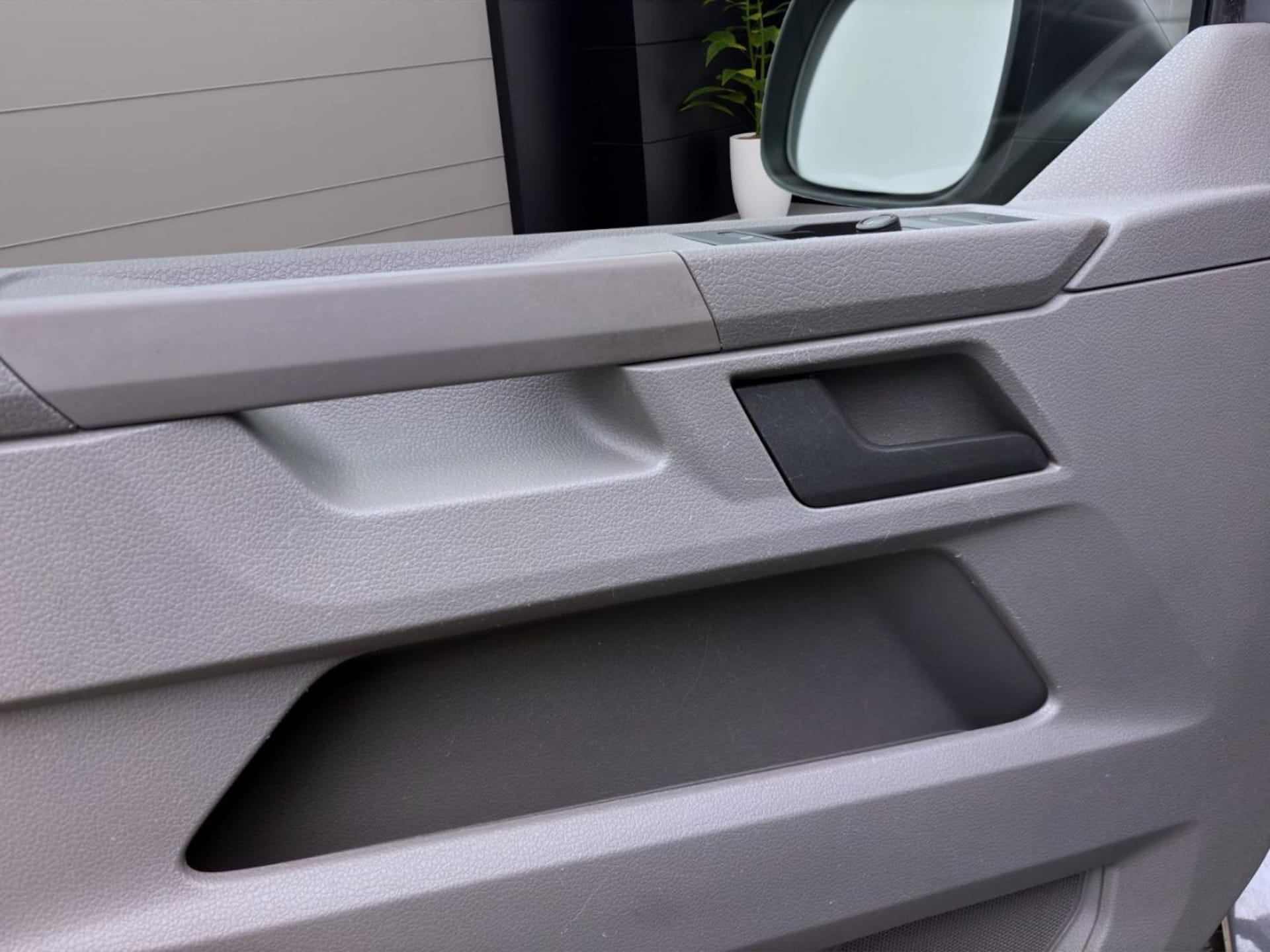 Volkswagen T6.1 Transporter Kombi kurzer Radstand