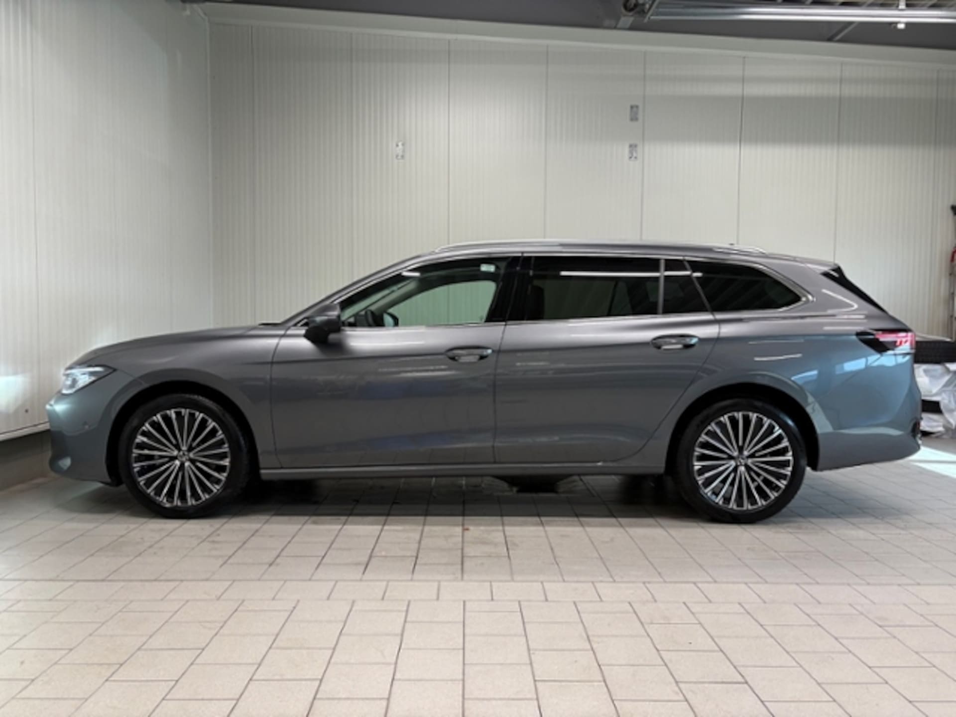 Volkswagen Passat Elegance