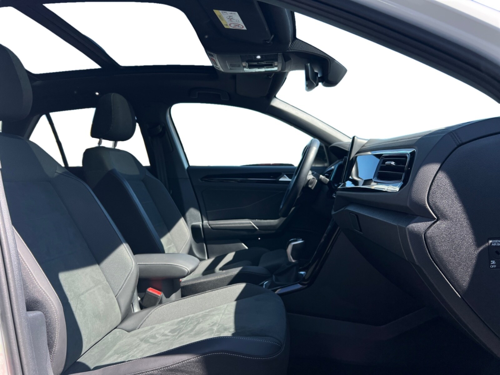 Volkswagen T-Roc – Bild 15