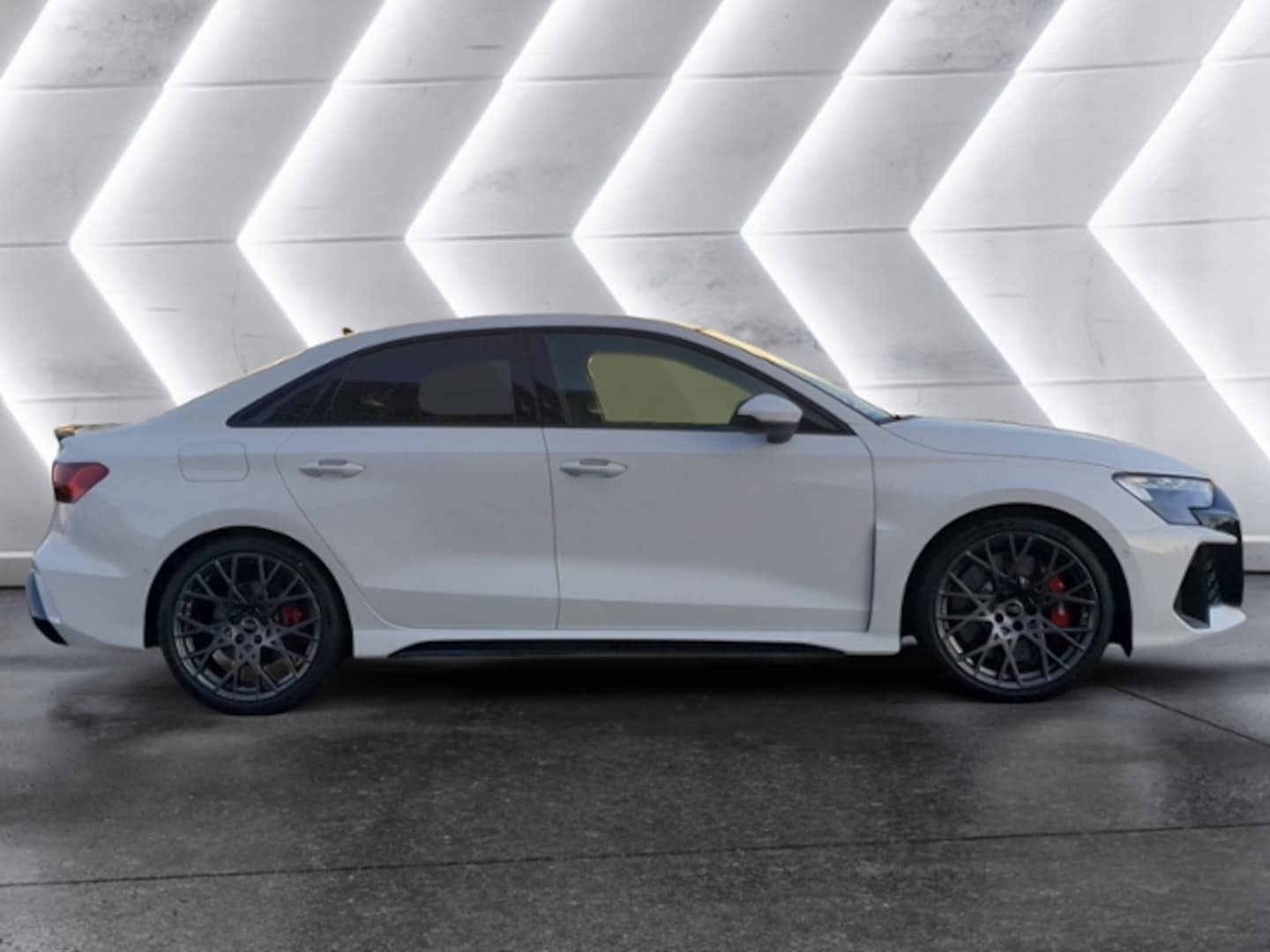 Bild über Audi RS 3 Limousine TFSI quattro S tronic - für weitere Informationen kontaktieren Sie den Audi Partner