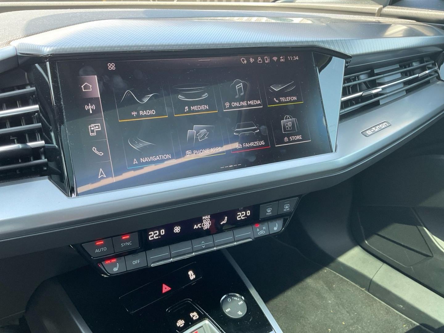 Bild über Audi Q4 e-tron 45 e-tron - für weitere Informationen kontaktieren Sie den Audi Partner