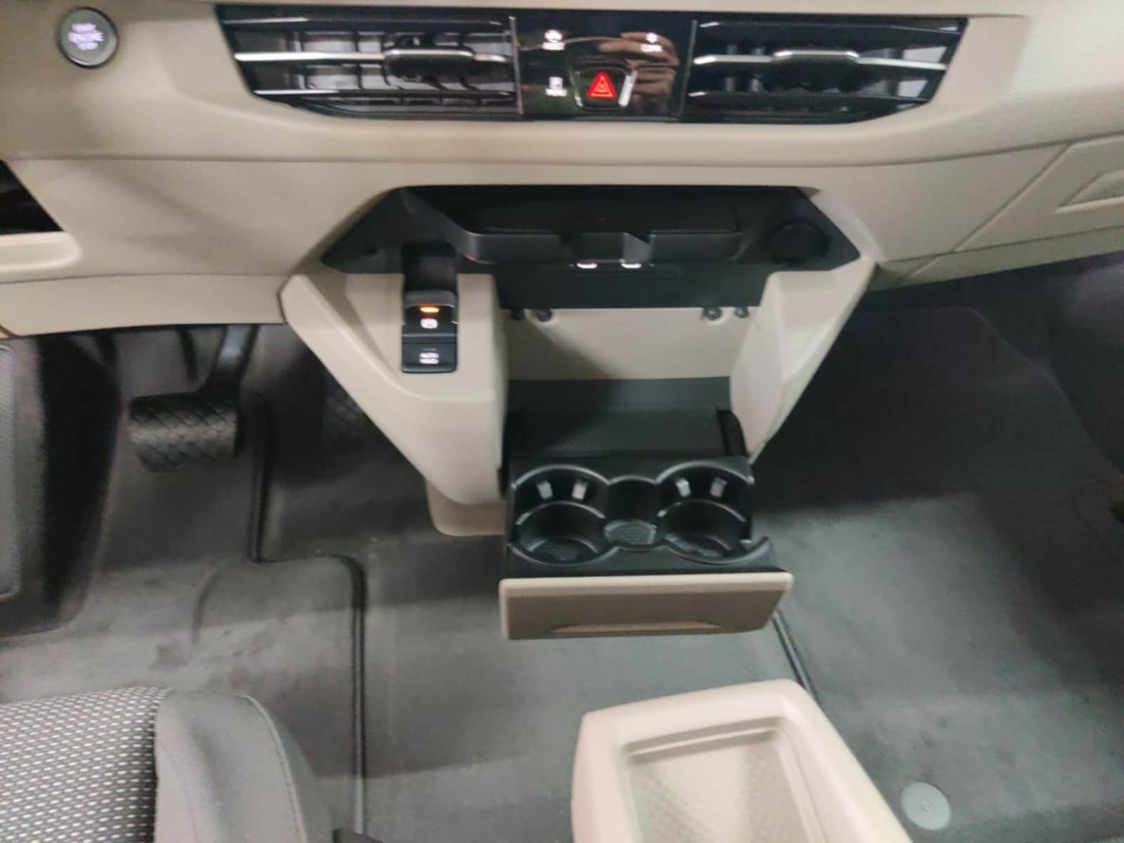 Volkswagen Multivan – Bild 11