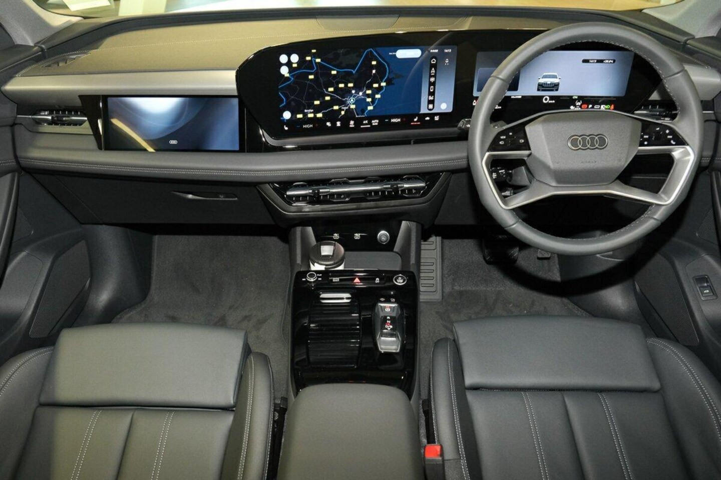 Image about Audi Q6 SUV e-tron e-tron
