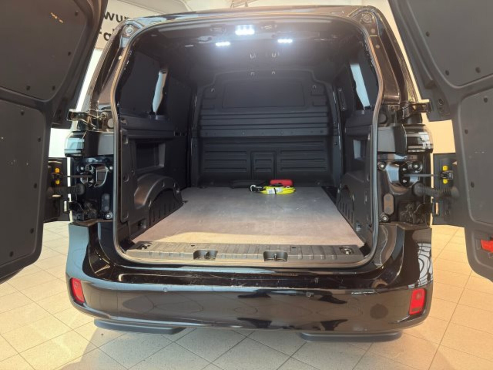Volkswagen ID. Buzz Cargo – Bild 15