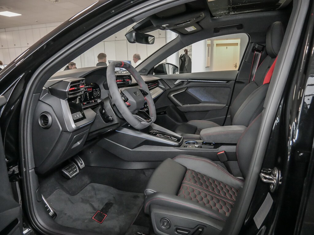 Image about Audi RS 3 Sportback TFSI quattro S tronic
