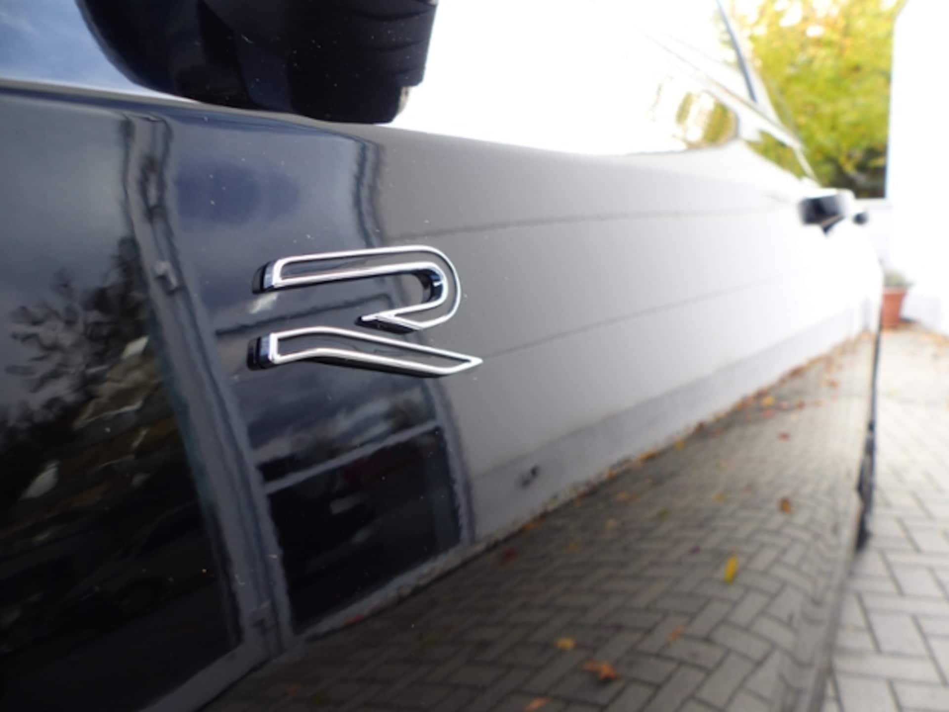 Volkswagen Golf Variant R-Line