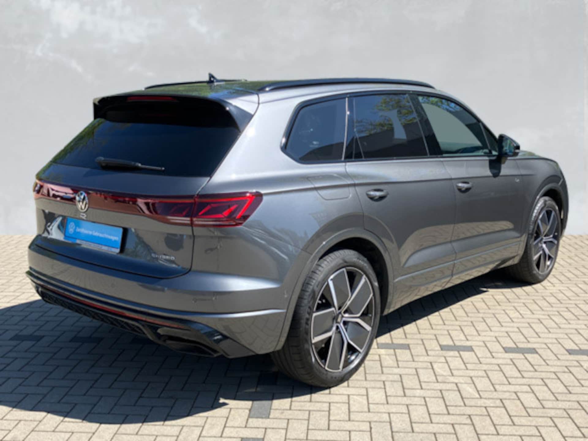 Volkswagen Touareg R