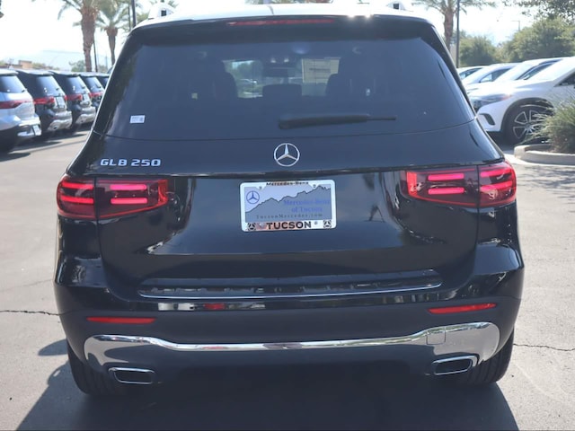 2026 Mercedes-Benz GLB 250