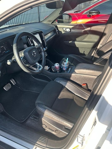 2021 Volvo XC40 Recharge Pure Electric