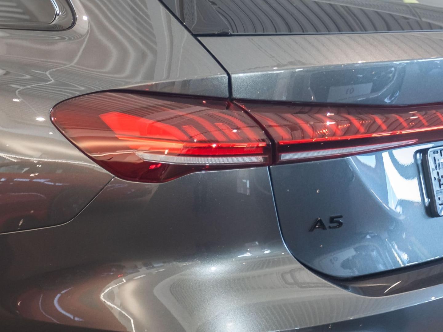 Bild über Audi A5 Avant e-hybrid e-hybrid quattro 270 kW S tronic - für weitere Informationen kontaktieren Sie den Audi Partner