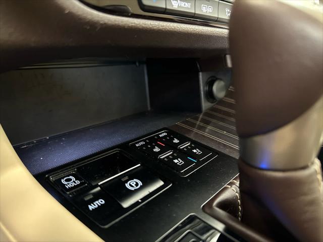 2019 LEXUS RX - Image 10