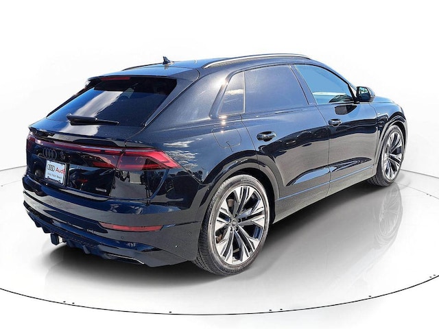 2026 Audi Q8