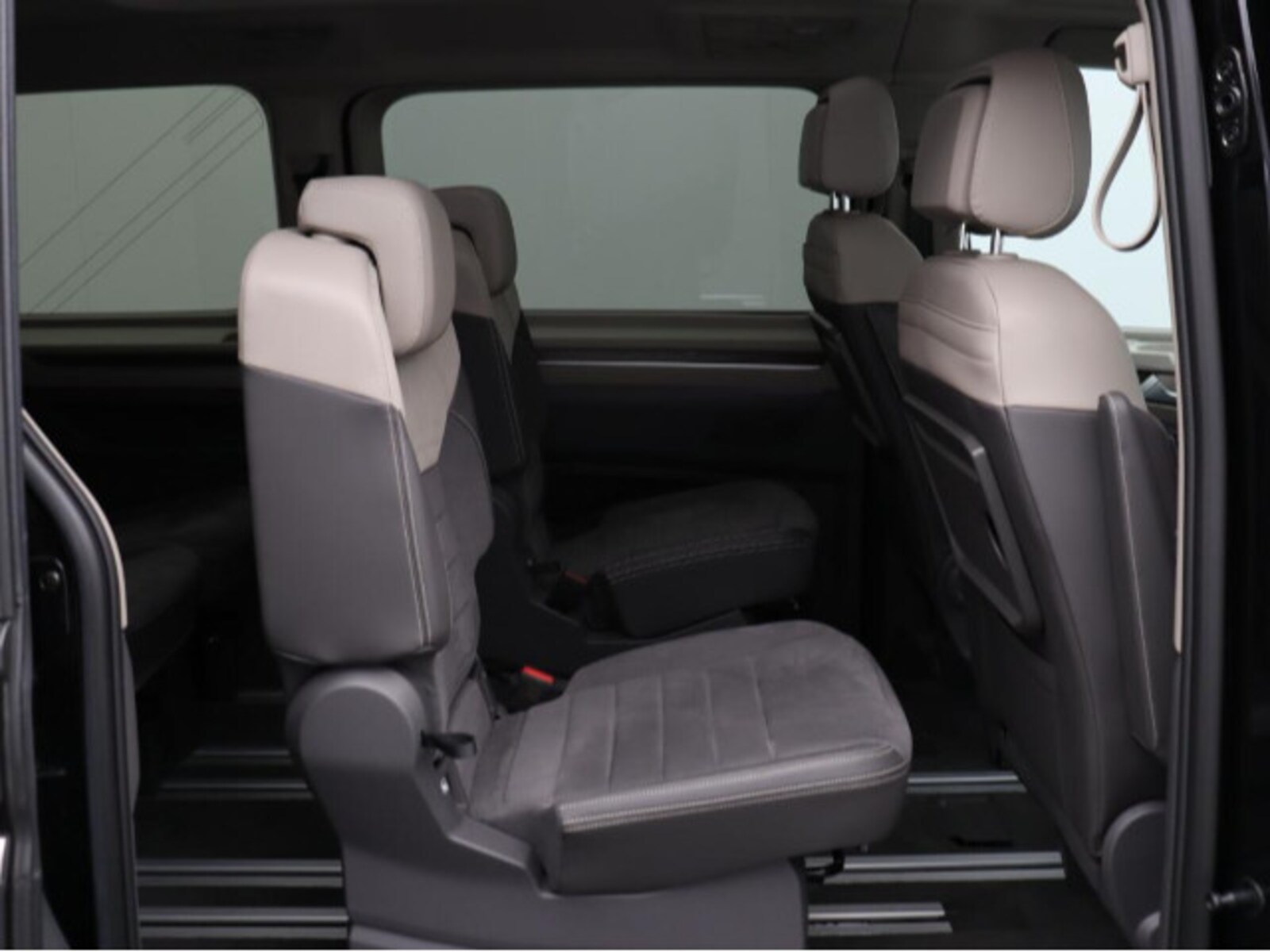 Volkswagen Multivan Langversion – Bild 11