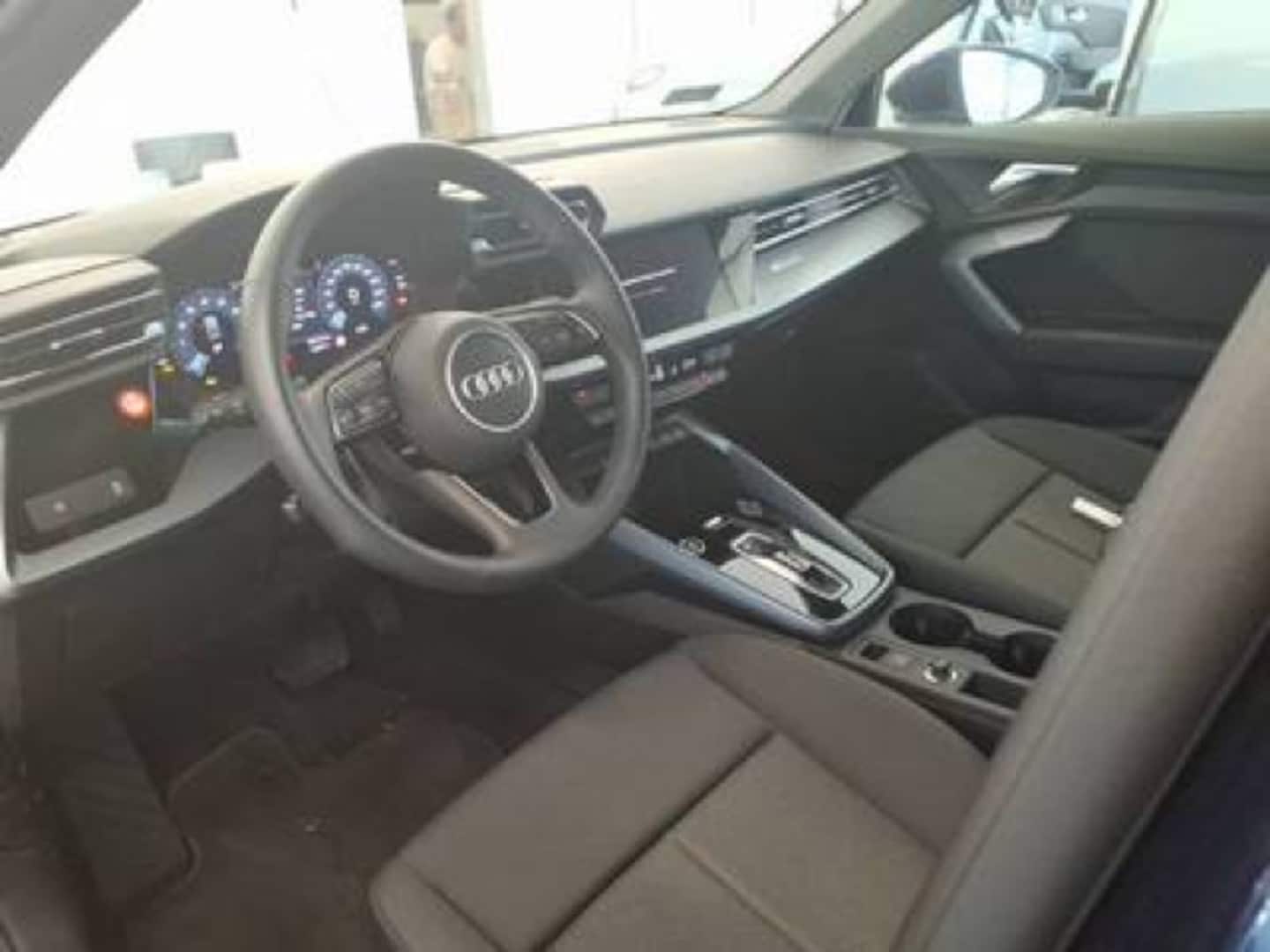 Bild über Audi A3 Limousine advanced 35 TFSI S tronic - für weitere Informationen kontaktieren Sie den Audi Partner