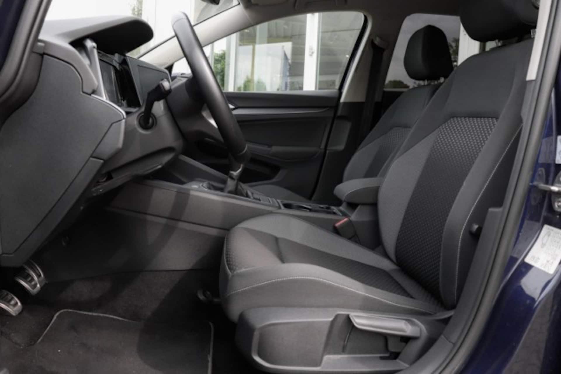 Volkswagen Golf Life