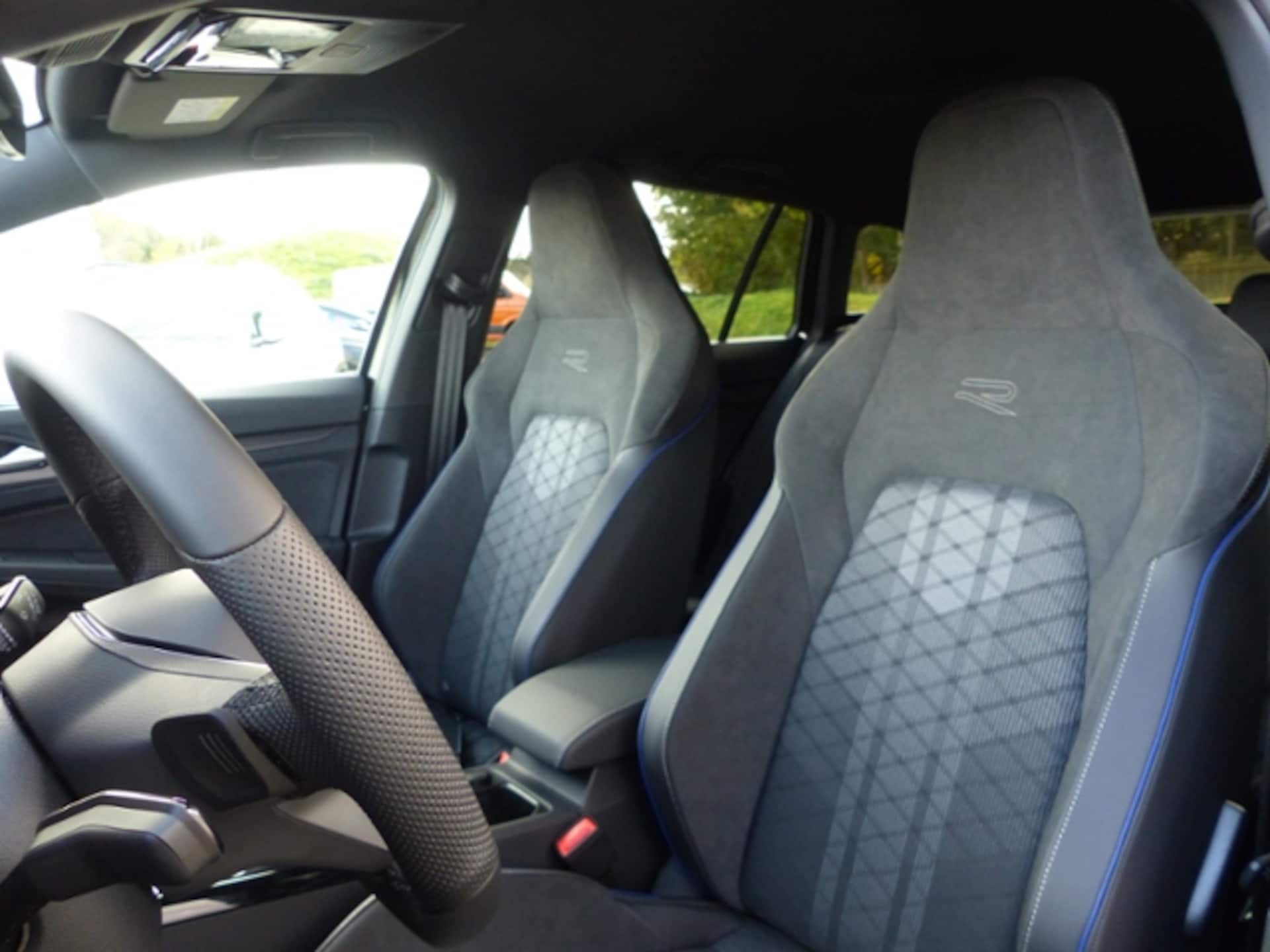 Volkswagen Golf Variant R-Line
