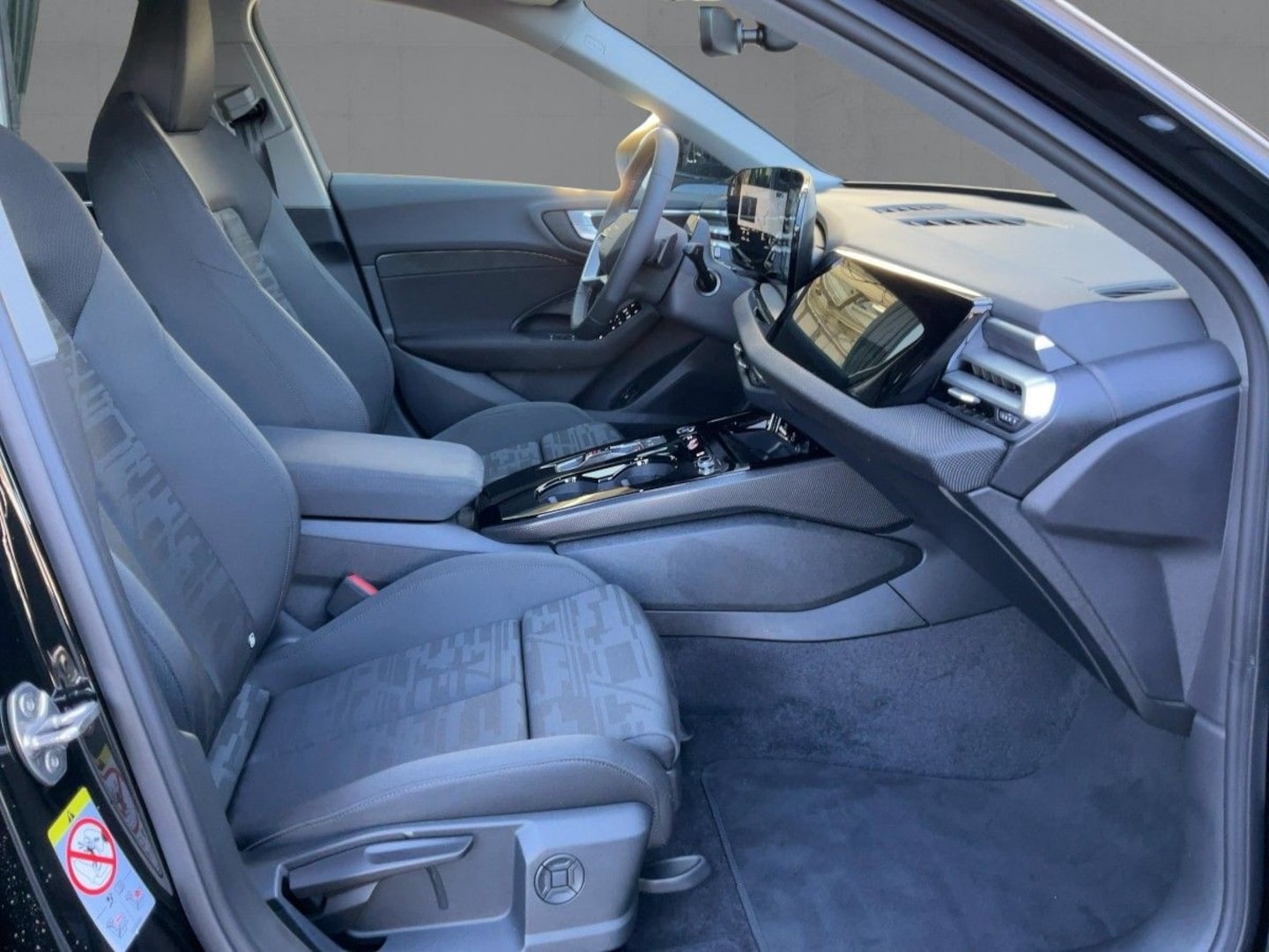 Bild über Audi A5 Avant e-hybrid e-hybrid quattro 220 kW S tronic - für weitere Informationen kontaktieren Sie den Audi Partner