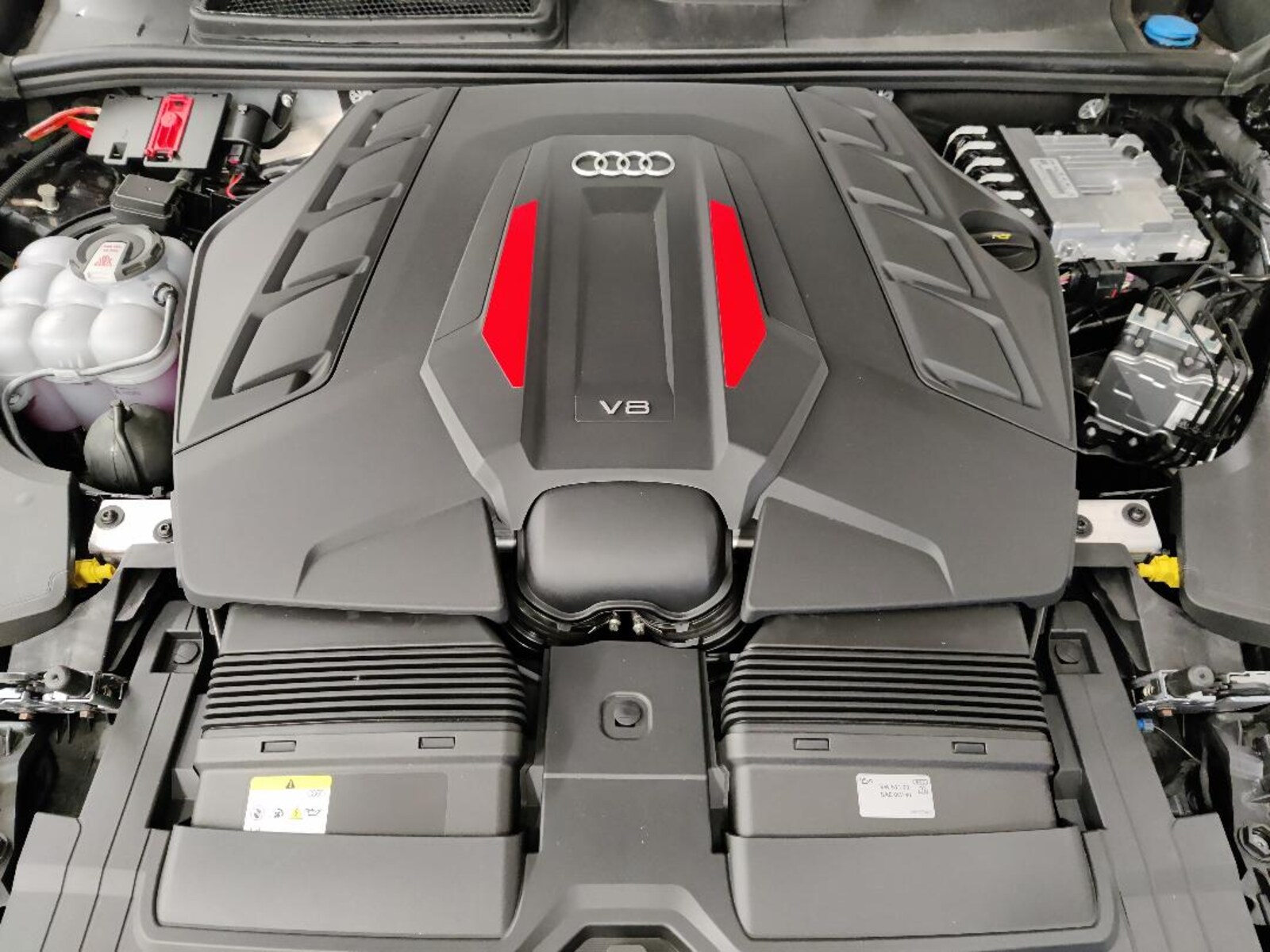 Audi SQ8 – Bild 15
