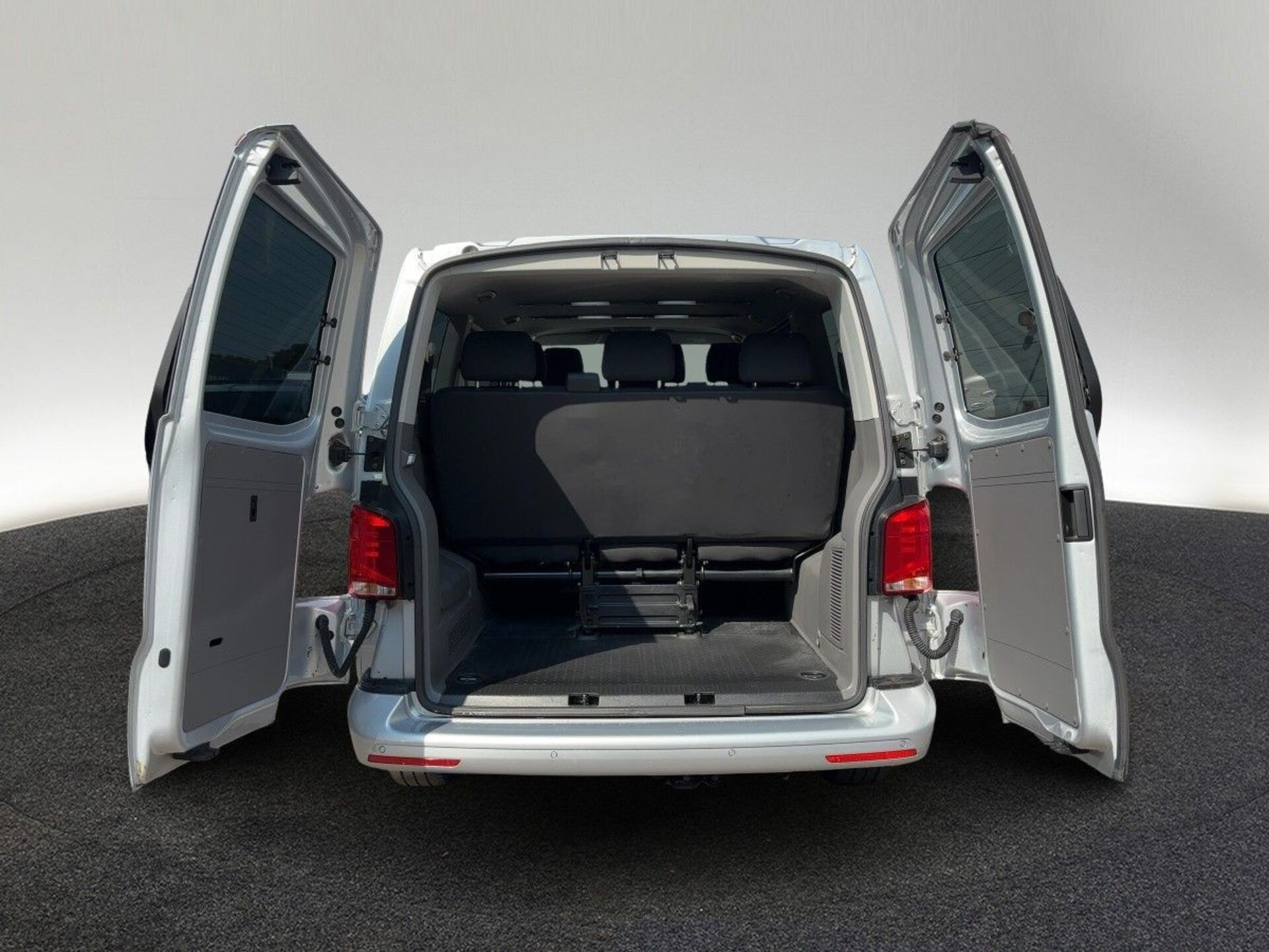 Volkswagen T6.1 Caravelle kurzer Radstand Comfortline