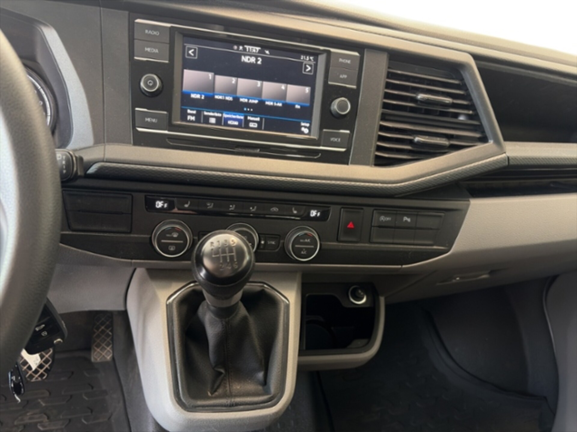 Volkswagen T6.1 Caravelle langer Radstand Comfortline