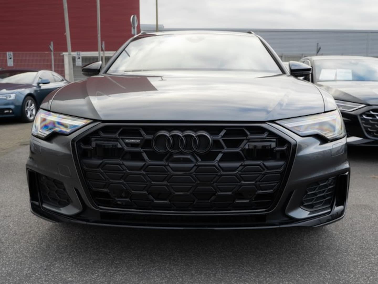 Bild über Audi A6 Avant S line 50 TDI quattro tiptronic - für weitere Informationen kontaktieren Sie den Audi Partner