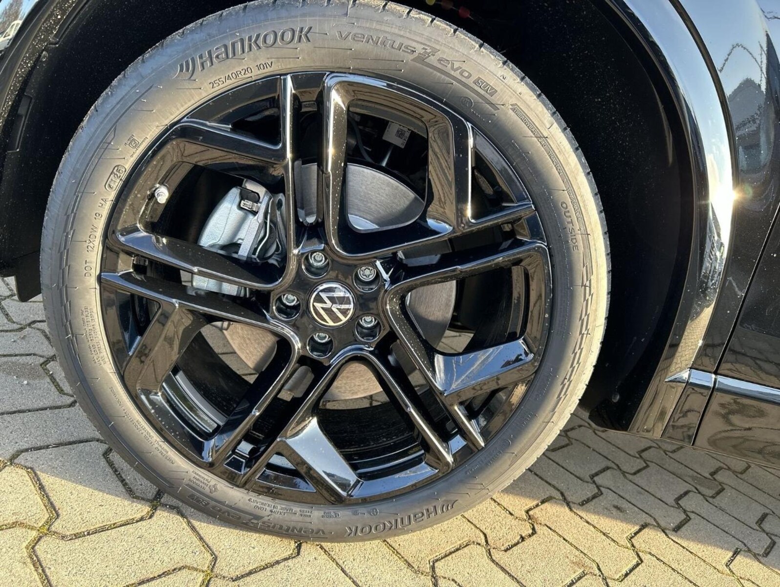 Volkswagen Tiguan – Bild 17