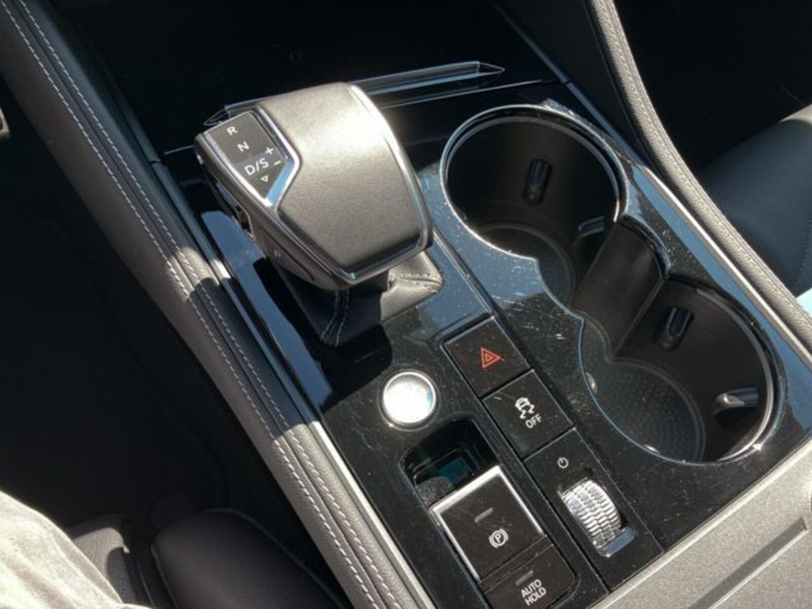 Volkswagen Touareg – Bild 13