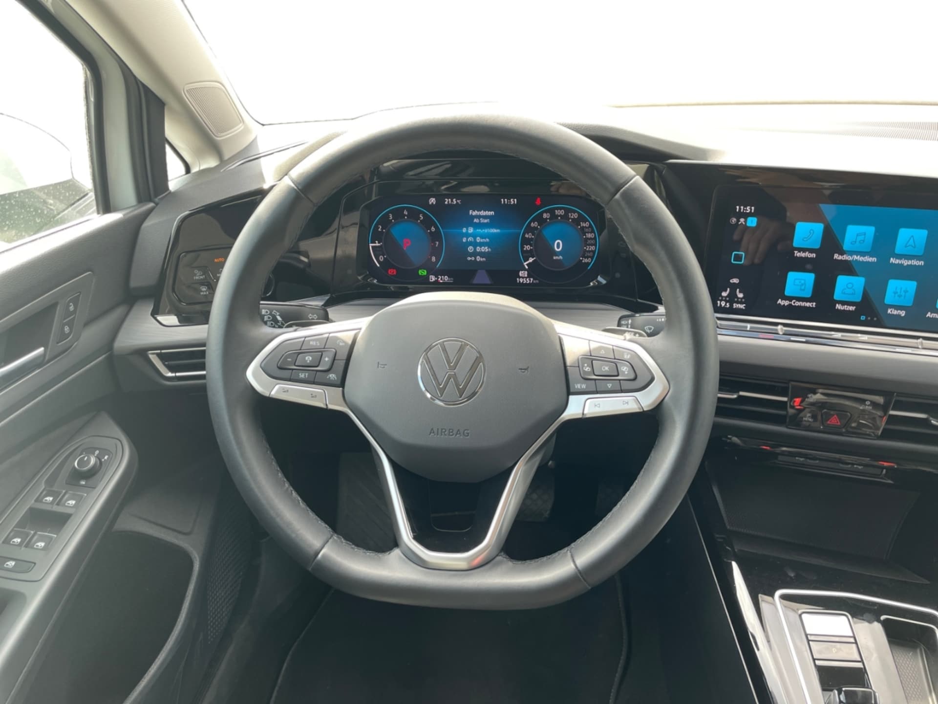 Volkswagen Golf Style
