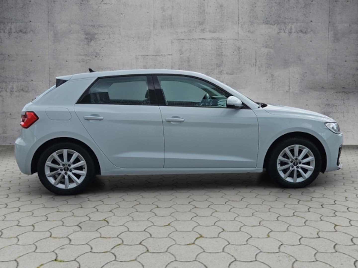 Bild über Audi A1 Sportback advanced 25 TFSI Schaltgetriebe - für weitere Informationen kontaktieren Sie den Audi Partner