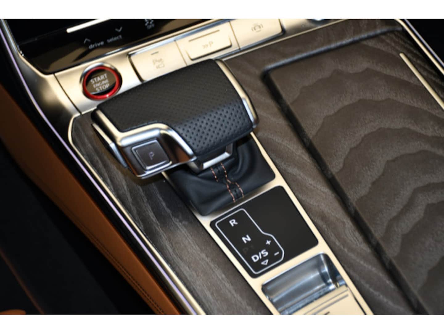 Bild über Audi S6 Limousine TDI quattro tiptronic - für weitere Informationen kontaktieren Sie den Audi Partner
