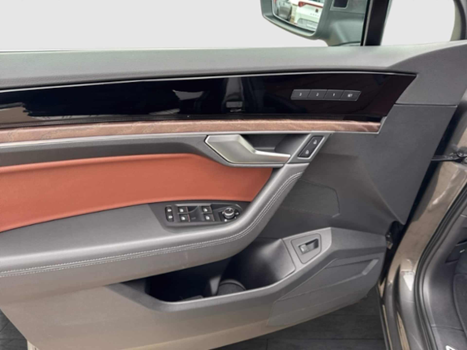 Volkswagen Touareg Atmosphere