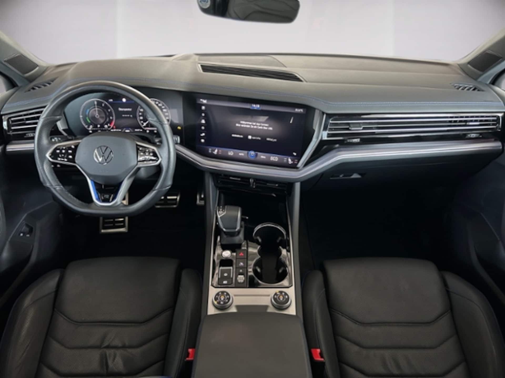 Volkswagen Touareg R