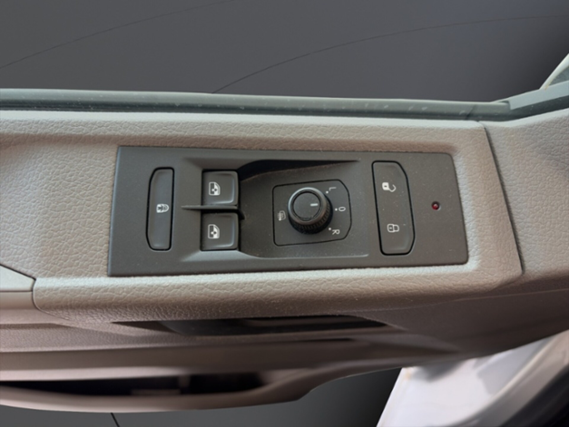 Volkswagen T6.1 Caravelle langer Radstand Comfortline