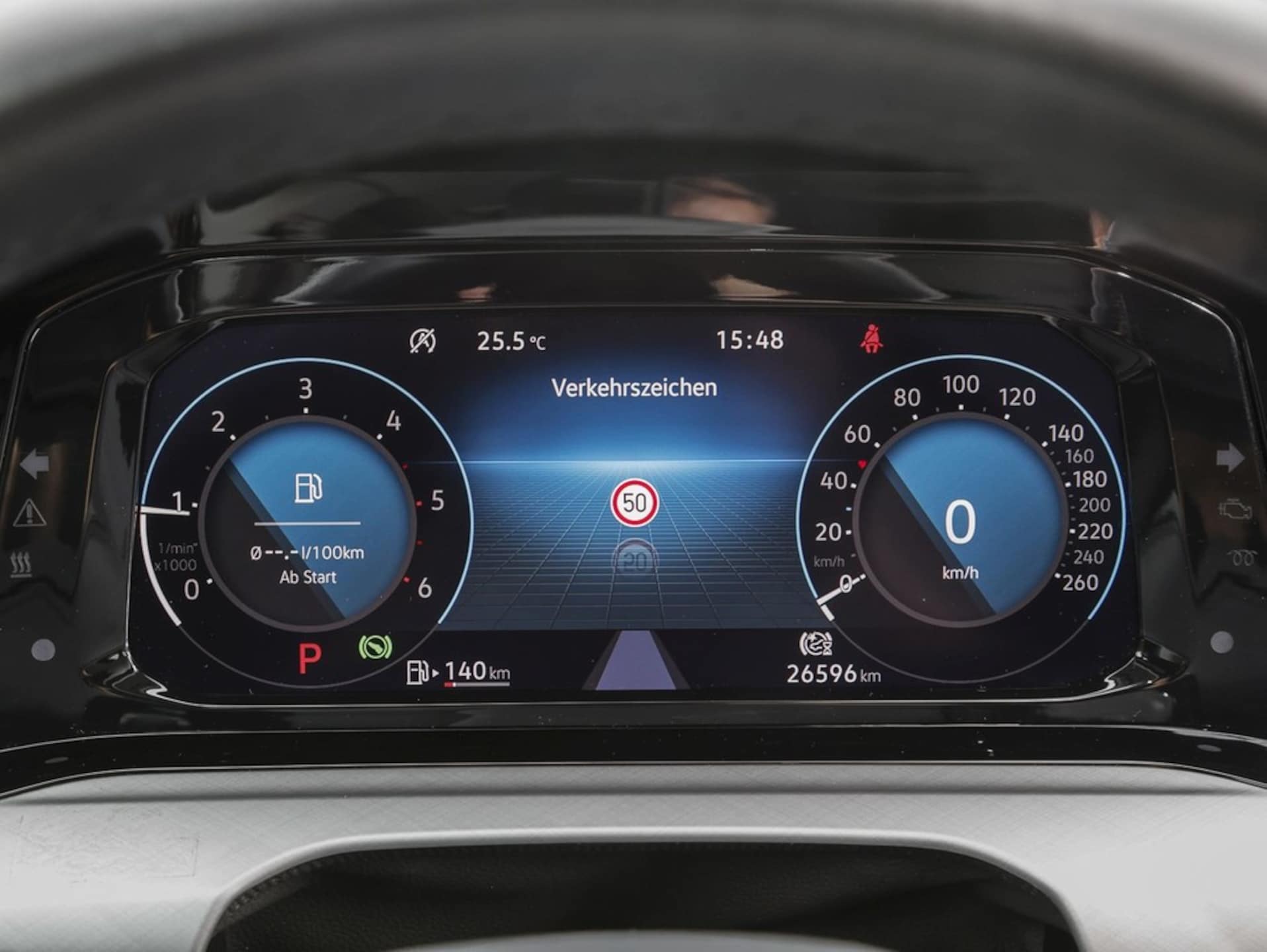 Volkswagen Golf Life