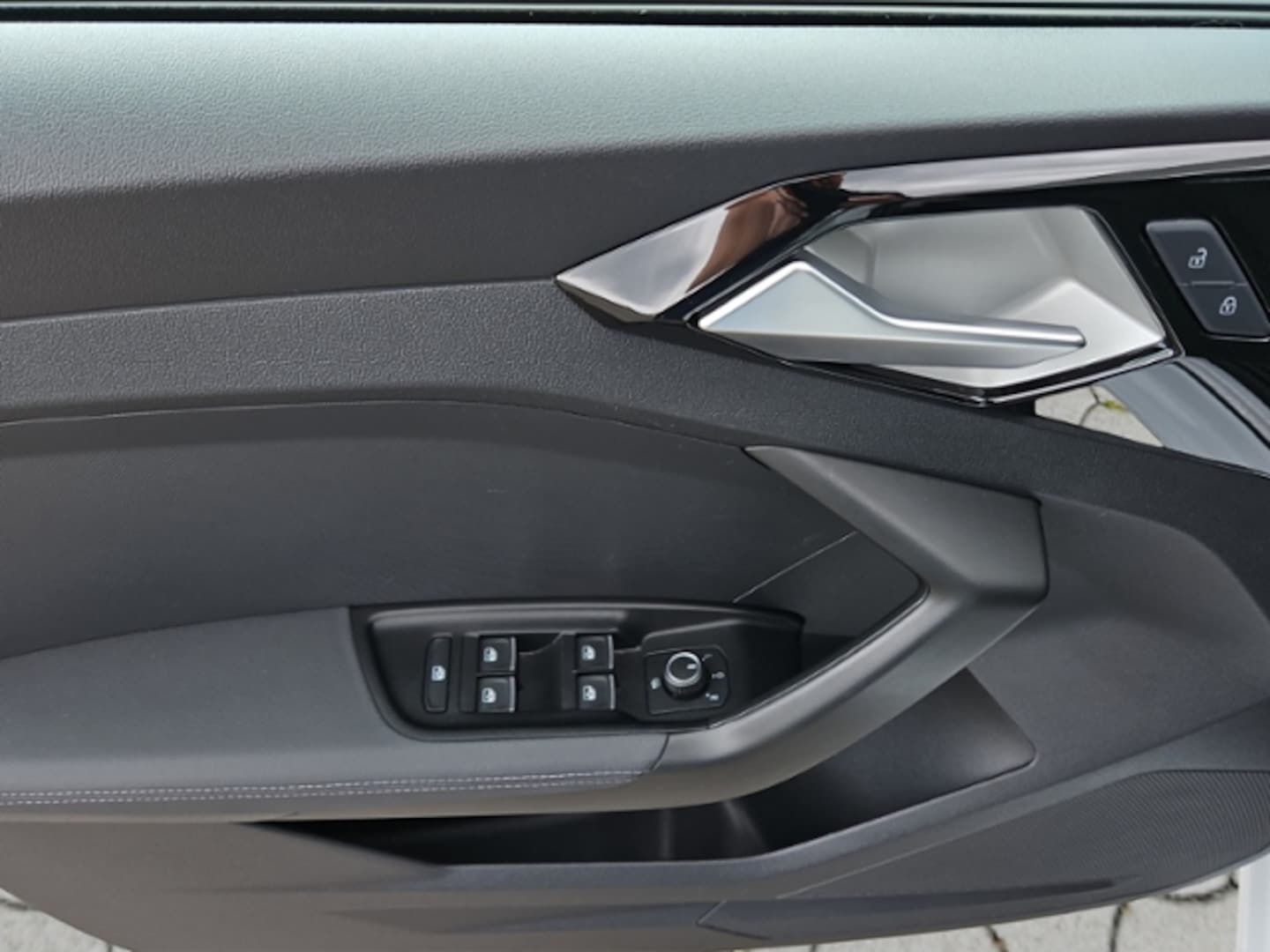 Bild über Audi A1 Sportback advanced 25 TFSI Schaltgetriebe - für weitere Informationen kontaktieren Sie den Audi Partner