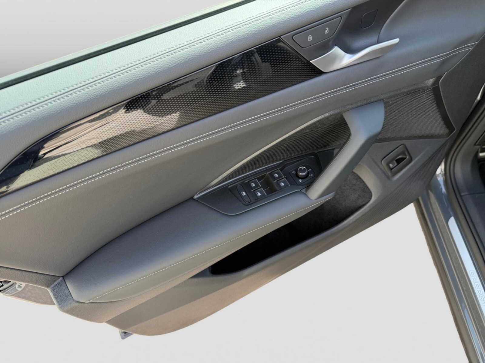 Volkswagen Tiguan – Bild 15
