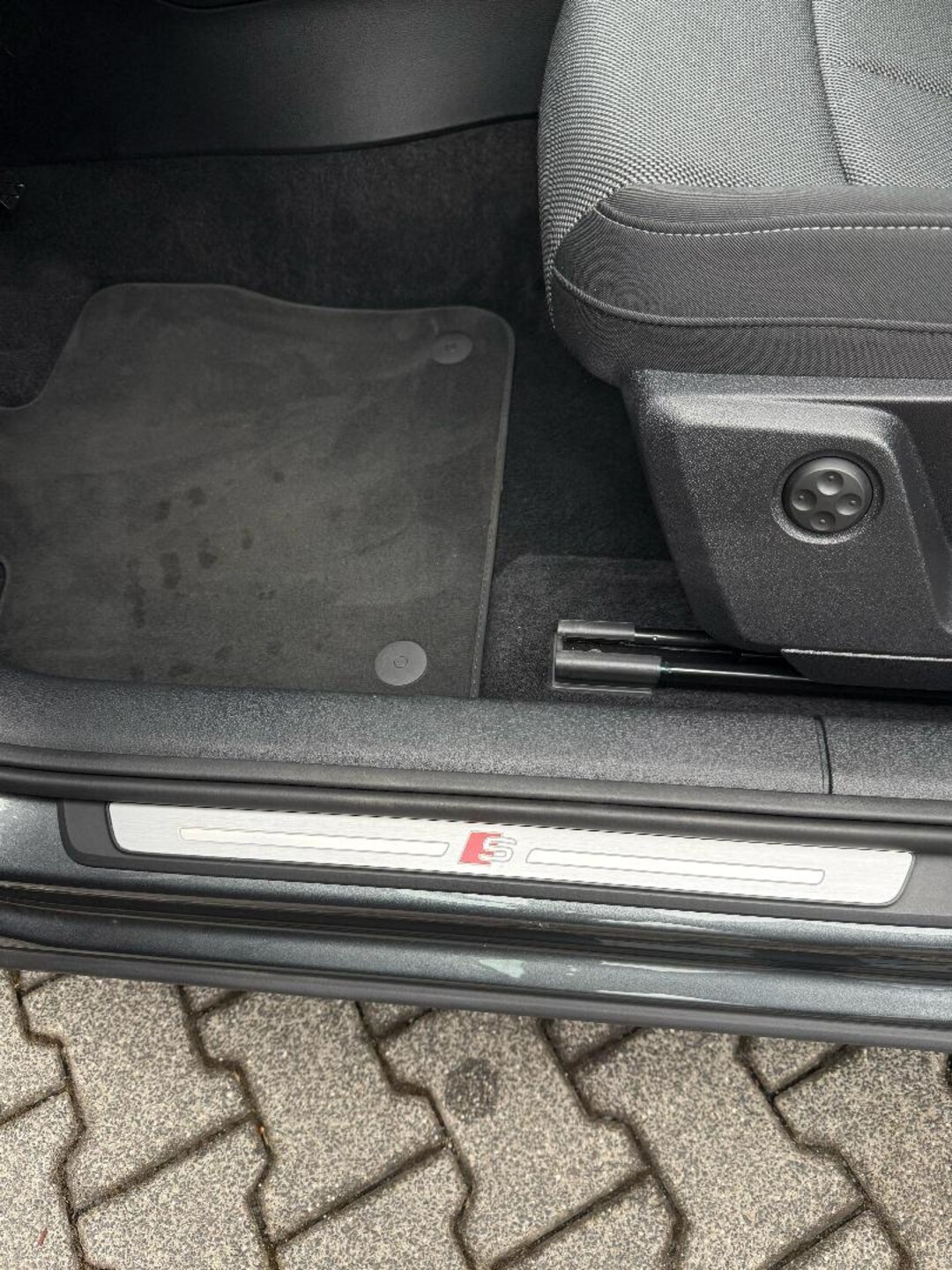 Audi Q2 S line