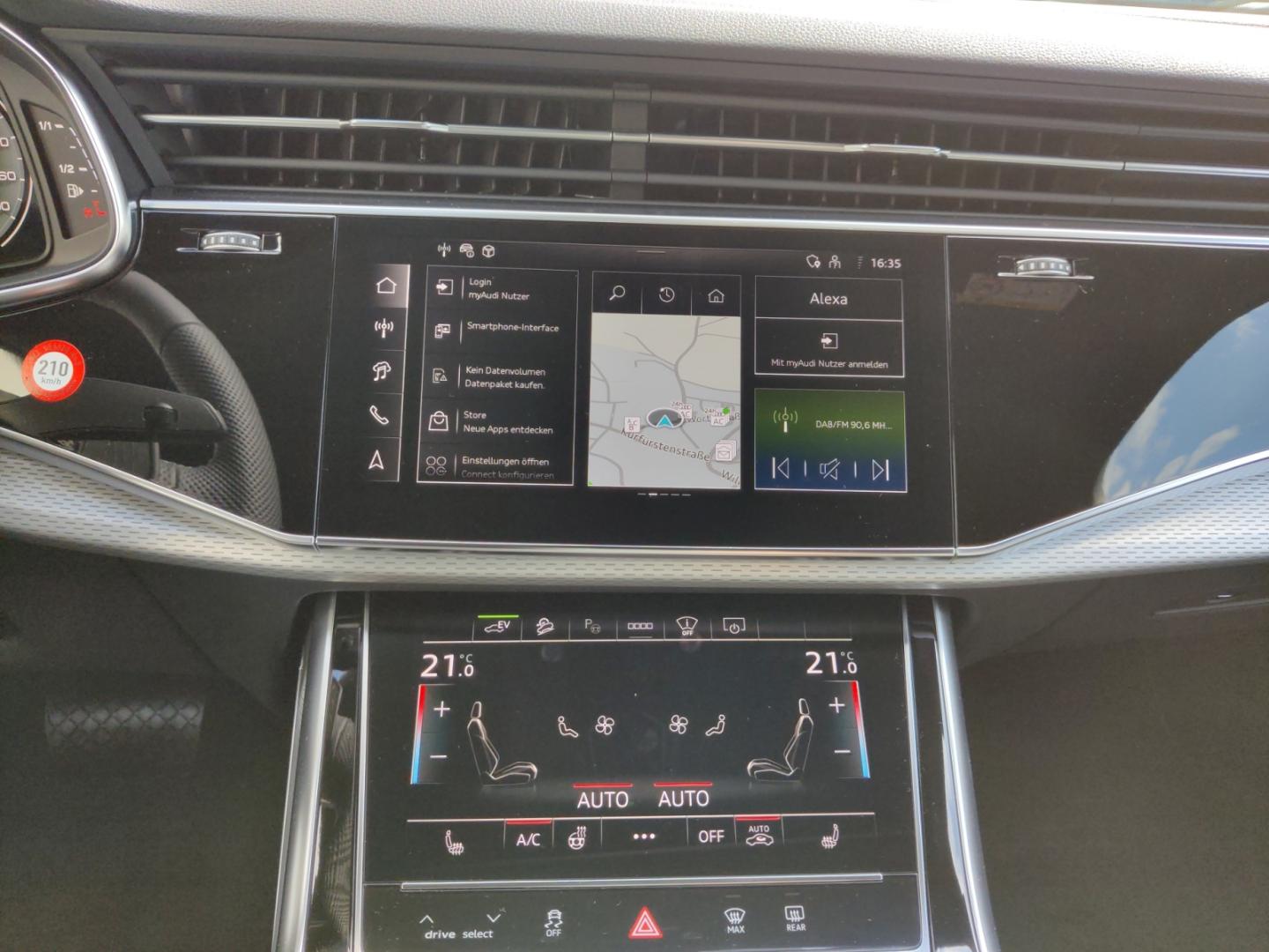 Image about Audi Q7 SUV TFSI e S line 60 TFSI e quattro tiptronic