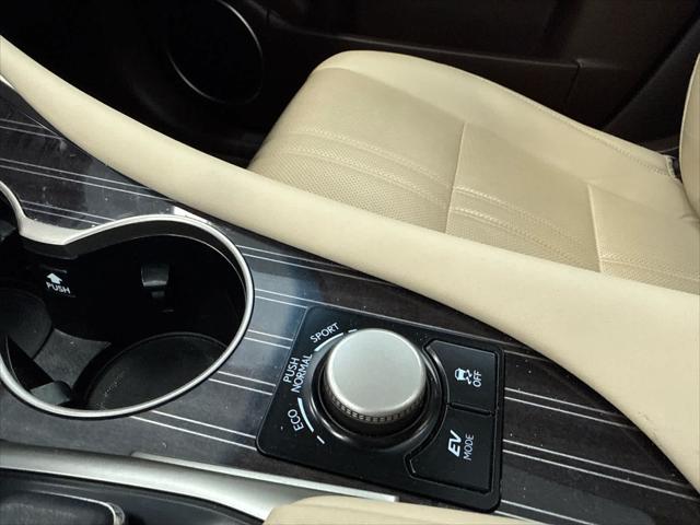 2019 LEXUS RX - Image 14