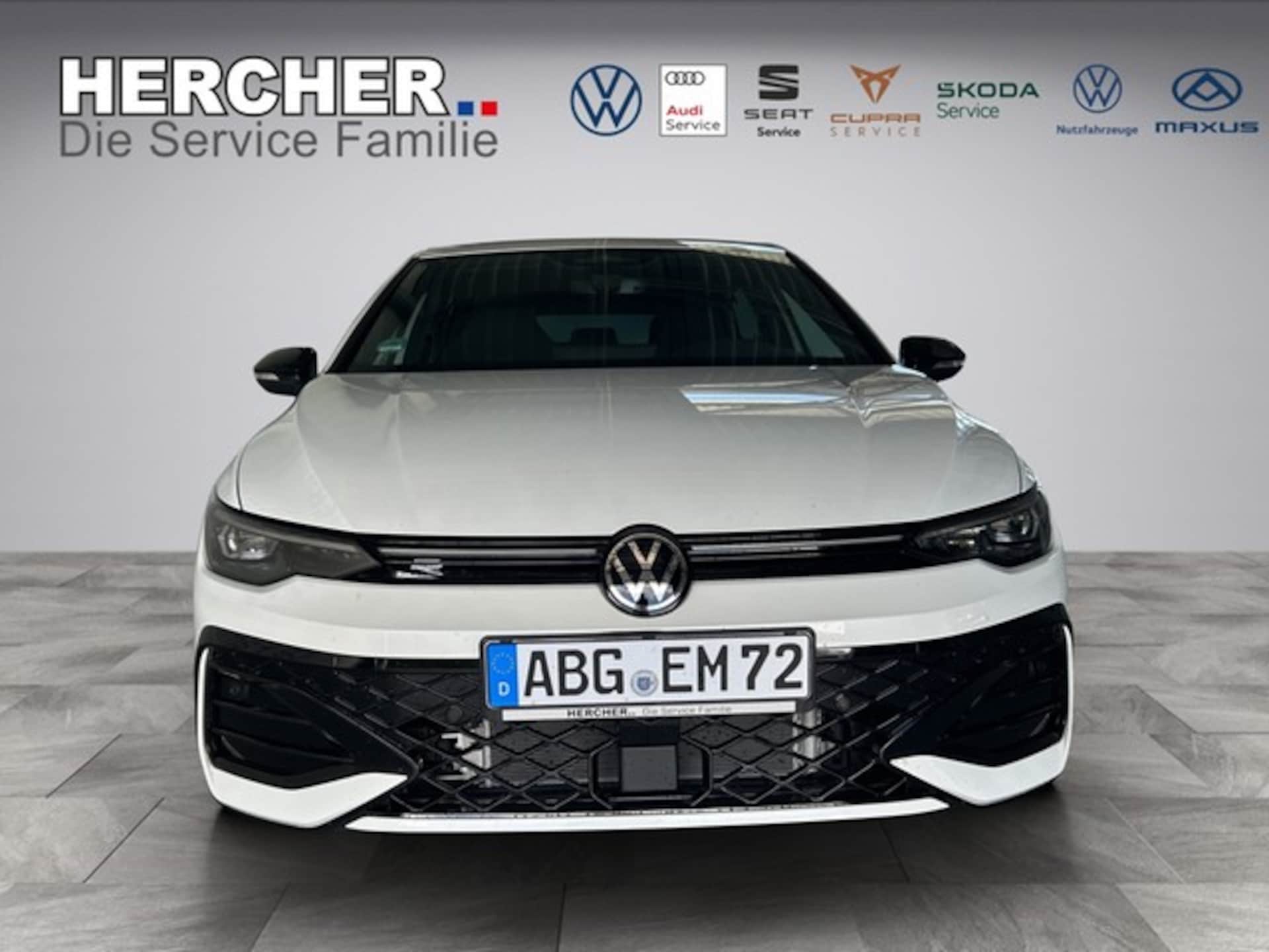 Volkswagen Golf R-Line