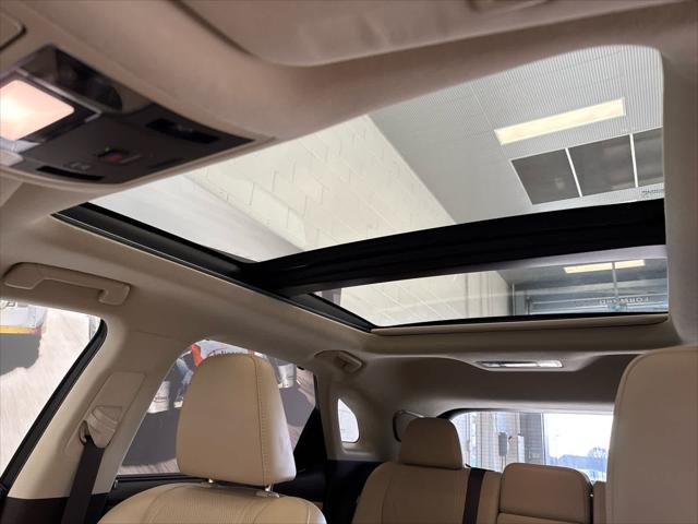 2019 LEXUS RX - Image 15