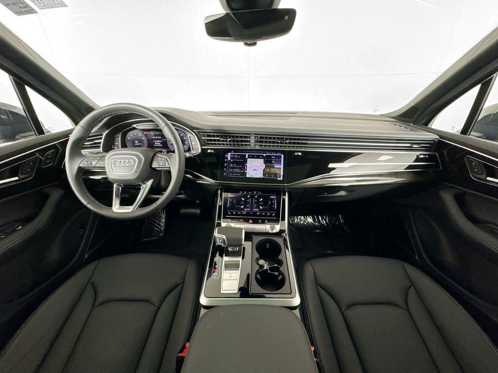 2026 Audi Q7 Premium Plus - Photo 7