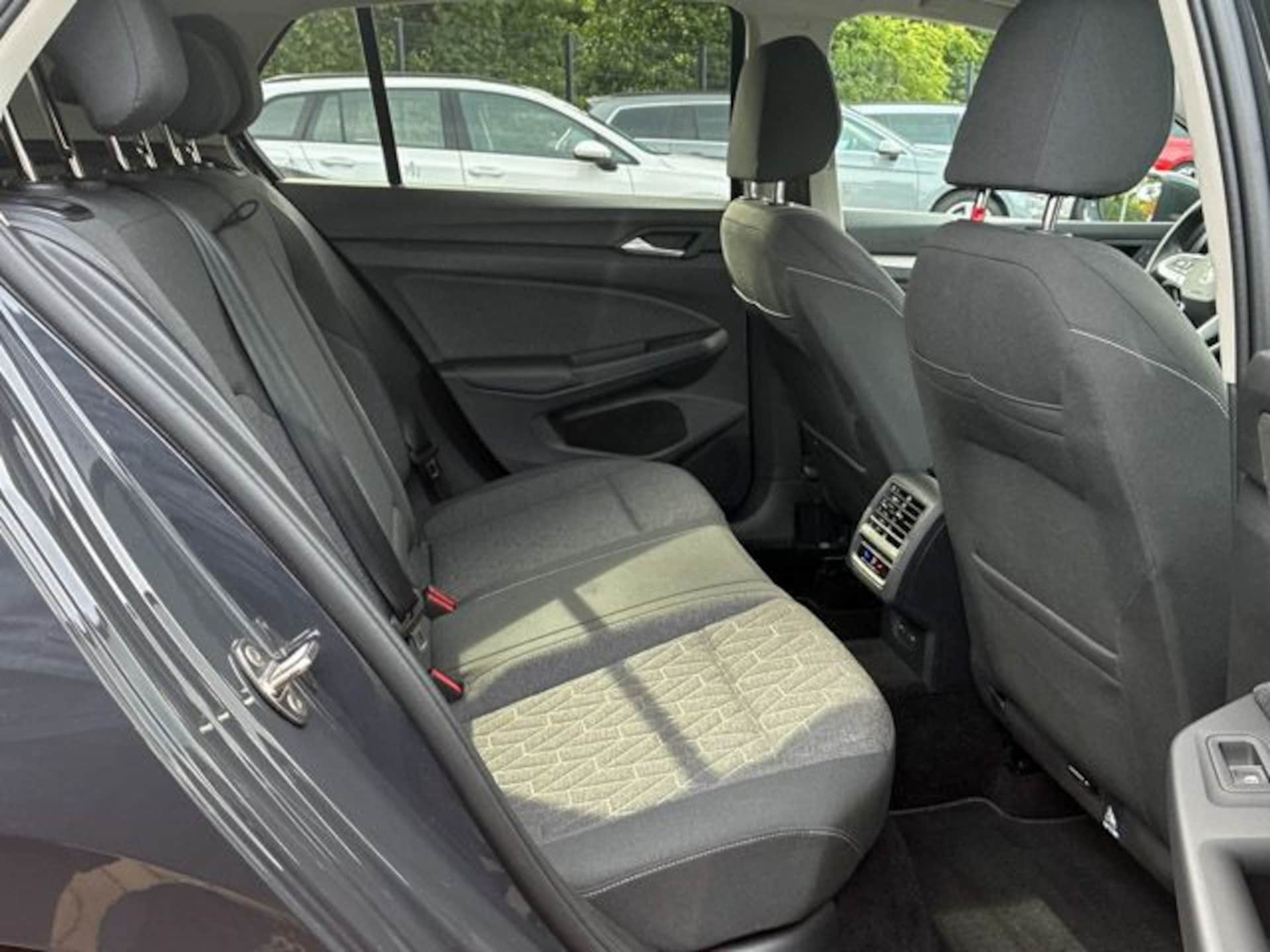 Volkswagen Golf MOVE