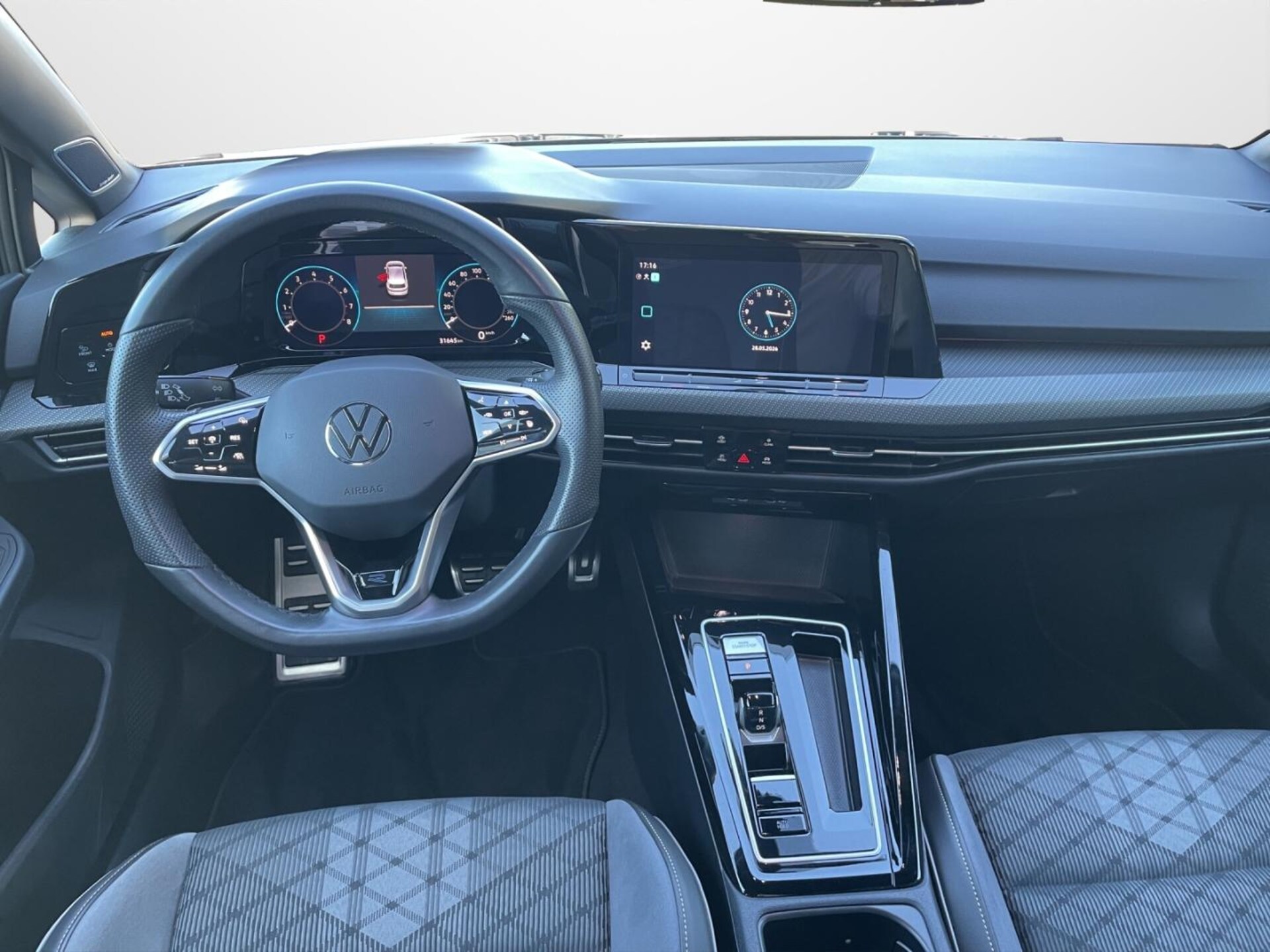Volkswagen Golf R-Line